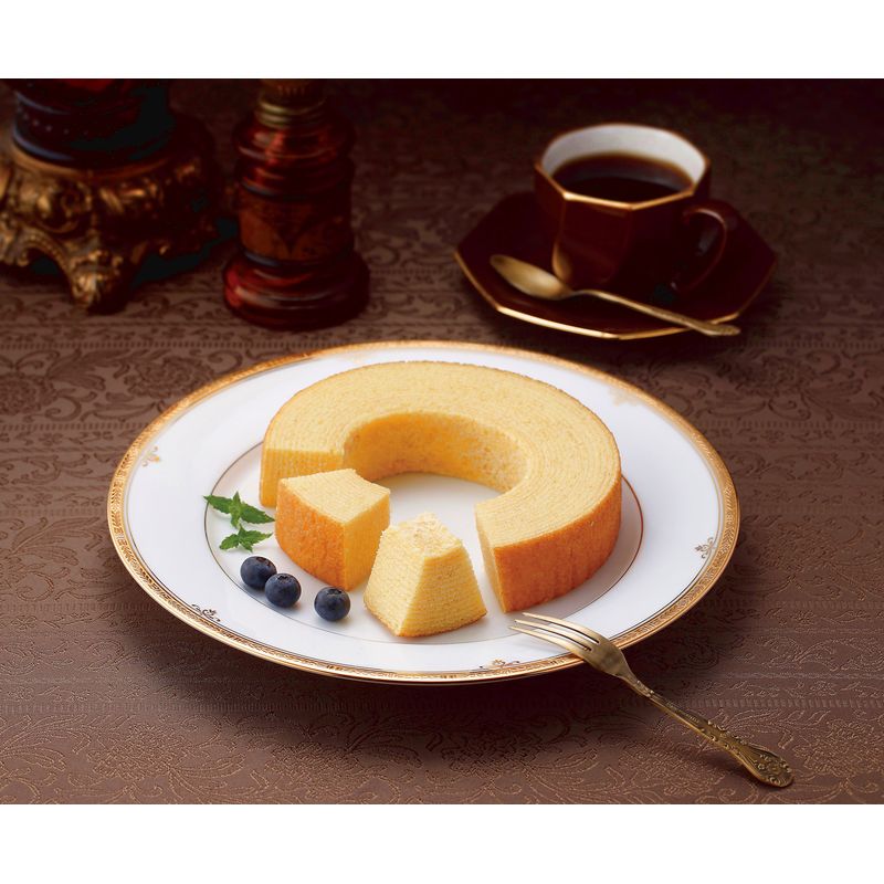 【直送品】坂井宏行のこだわり洋菓子 バームクーヘン 6385[デザート 和菓子 洋菓子 菓子 スウィーツ バームクーヘン バウムクーヘン バター生地 しっとりふ...