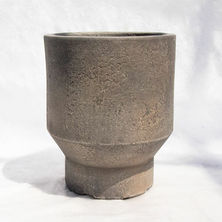 植木鉢 テラコッタ製 ハウズ（HOUZ） ミドルラウンド アンティークアンバー（ダークベージュ） / φ23cm×H28cm（8号）