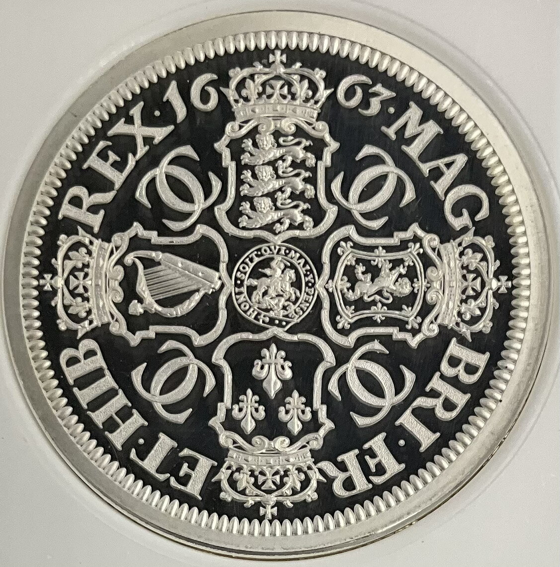 2023年 イギリス ペティションクラウン チャールズ3世 5ポンド 2oz 銀貨 4つの盾 ロイヤルミント NGC社鑑定 PF70 ULTRA CAMEO