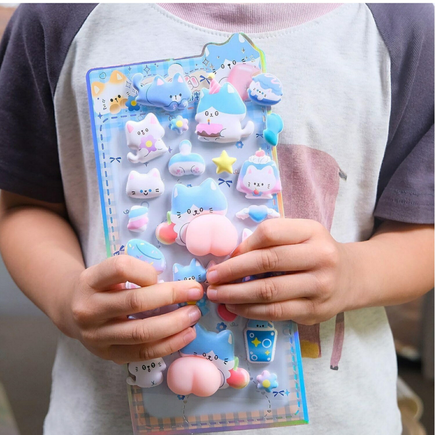 (肉球 ) ぷにぷにおしりシール かわいい 3D立体ステッカー うさぎ くま 動物 キャラクター 癒し ストレス解消 文房具 手帳 ノート デコレーション DIY アルバム スマホケース ギフト プレゼント lifepassion2024-10000737 次世代製作所 サンプル画像2