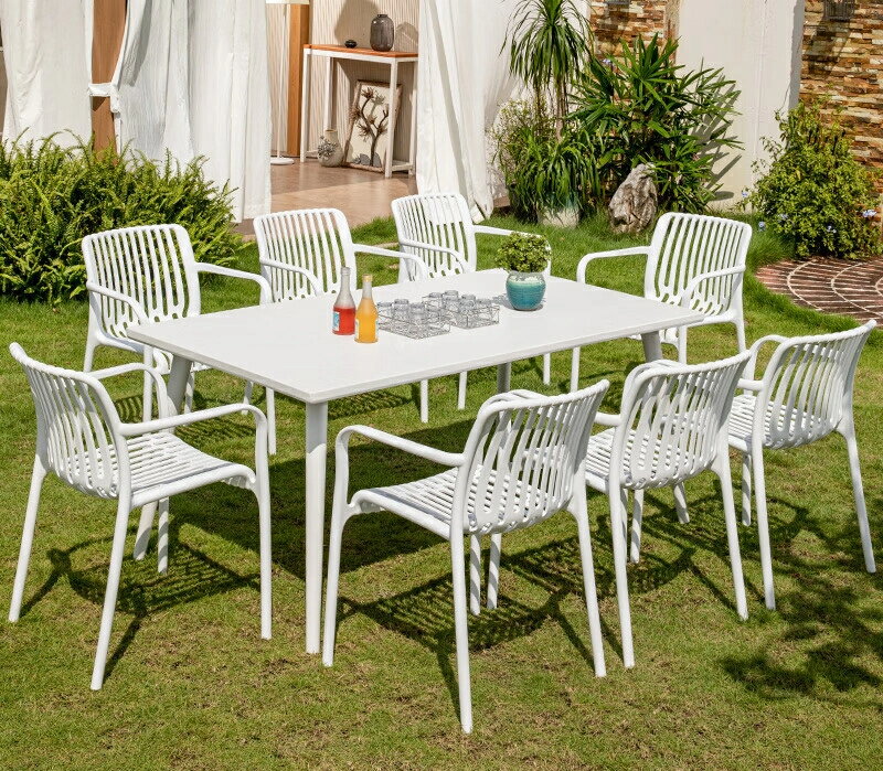 庭のテーブルと椅子の7点セットカジュアルな白いテーブルと椅子の屋外のガーデンのバルコニーをはさみ..