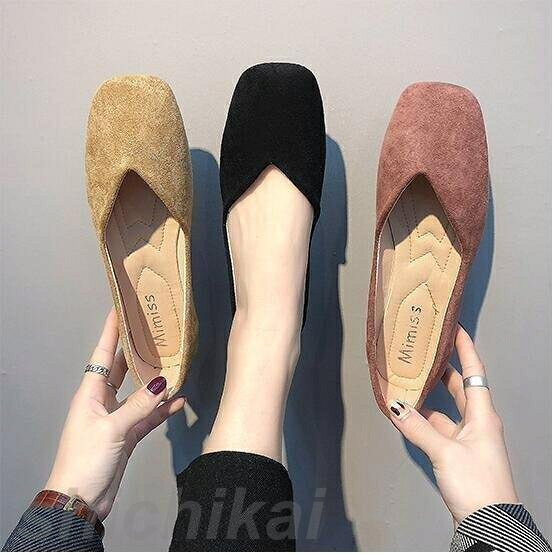 パンプス レディース シューズ ローカット スクエアトゥ 靴 ぺったんこ フラットシューズ 女性 くつ カジュアル 通勤 レトロ ホワイトデー プレゼント