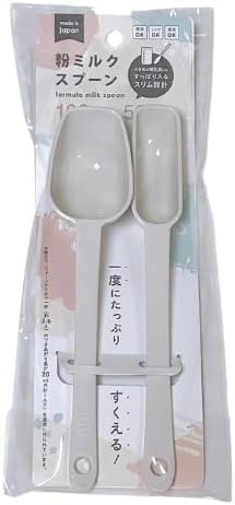 商品情報 商品の説明 主な仕様 一回で50ml・100ml分の粉ミルクをすくえる大容量のスプーンです。 50ml用スプーンは小さめの哺乳瓶にもすっぽり入るスリム設計。 耐熱／耐冷温度：140度／-20度消毒方法：煮沸OK、電子レンジOK、薬液OK 【サイズ】100ml用176×40×28mm、50ml用180×26×21mm【日本製】