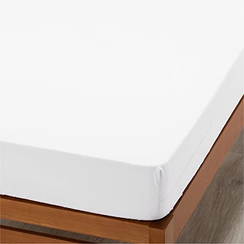 ボックスシーツホワイト/シングル/PK03550099700・Color:ホワイトStyle:ボックスシーツ・パッケージ個数:1・サイズ:100X200X40cm・組成：綿100％・生産国:日本・ES（エッセンシャルソフト）加工を施したやわらかなブロード地。・ゴム入りのボックスシーツタイプで、ベッドメイキングが楽々。こだわりのジュエリーカラーをあしらった西川(nishikawa)「ボーテ」シリーズのクイックRシーツ。 ◆ES（エッセンシャルソフト）加工を施したやわらかなブロード地。 ◆ゴム入りのボックスシーツタイプで、ベッドメイキングが楽々。 ◆天然素材のコットン100％で心地よい肌触り・吸水性に優れています。 ◆サイズ:100X200X40cm ◆組成：綿100％ ◆生産国:日本