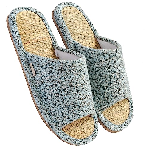 スリッパライトブルー/23.5~25.0 cm/-・Size:23.5~25.0 cmColor:ライトブルー・【仕様】：甲生地：ポリエステル 中板生地：イ草 底材：ポリエチレン系樹脂・【天然素材で爽快・快適な履き心地】染色せずに仕上げたイ草を中板に使用しました。畳のようなさらりとした足触りです。・【蒸れない！通気性の良いのい草スリッパ】い草がもつ湿度調整機能でサラリと爽やかな肌触りは、暑い季節を快適に過ごすには最適なアイテムです。前あきデザインなので、足蒸れが気になる方にもおすすめです。・【い草スリッパをおすすめする3つの理由】 ●蒸れにくい ●い草特有の香りがいい ●履き心地がいい （特に足の甲を覆う表面の生地が柔らかいので、履けば履くほど足に馴染みます。）・【洗濯情報】：洗濯不可（水洗いおよびドライクリーニングはできません。汚れが付着した場合は固く絞ったタオルなどで軽く拭き取ってください。）