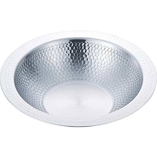 シルバー/2.8 L/EM-027・Size:2.8 L・パッケージ個数:1・商品サイズ:約 幅31.5×奥行31.5×高さ7.1cm・重量:約690g・本体:16-0ステンレス鋼(底の厚さ1.2mm)・生産国:日本・満水容量:約2.8L金物の街として歴史のある新潟県燕市と三条市。 金属加工の技術において世界的に有名な両市の名前を合わせて誕生した「燕三(えんぞう)」は地場生産にこだわったシリーズです。