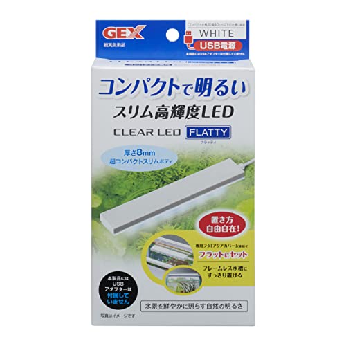 スリムホワイト/〜40cm水槽用/4972547041593・Color:ホワイトSize:〜40cm水槽用・パッケージ個数:1・コンパクトで明るいスリム高輝度LED。厚さ8mm超コンパクトスリムボディ。水景を鮮やかに照らす自然の明るさで魚や水草を美しく魅せる。明るさ130lm、色温度6 800K、演色性Ra83。置き方自由自在!専用フタ「アクアカバー」(別売)でフラットにセット。水槽のフタに置いてもすべりにくいシリコンシート付で、フレームレス水槽にすっきり置ける。フレームレス水槽・枠付水槽に対応。コンパクト水槽用、幅40cm以下の水槽に最適。ON・OFFスイッチで操作が簡単。アタッチメントでの取り付けも可能。USB電源を採用。本製品にはUSBアダプターは付属していません。当社純正品(USBアダプターG-1A)もしくは市販のUSBアダプター(DC5V 1A以上)をお買い求めください。・素材: シリコン;ポリスチレン・パッケージ重量:0.1kg・仕上げタイプ: 未塗装商品紹介 コンパクトで明るいスリム高輝度LED 材質:PS、他 原材料・成分 シリコン;ポリスチレン 使用方法 ●設置する前に水槽にガラスフタ、またはプラフタを必ずセットしてください。 ●水槽幅40cm以下の、フレームレス水槽もしくは枠付水槽にご使用ください。 ●水槽にそのまま設置する場合は、LEDカバーの両端にシリコンシートを貼り、ガラスフタまたはプラフタに載せてご使用ください。 ●専用フタ｢アクアカバー｣(別売)を設置する場合は、アクアカバーの凹み部分に本体をはめてご使用ください。 ●アタッチメントを取り付けて設置する場合 フレームレス水槽(ガラス厚6mm以下)、枠付水槽(枠幅17mm以下)にご使用ください。
