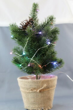 【あす楽】クリスマスツリーミニサイズ　LEDワイヤーライト付き　【インテリア置物　玄関置物　クリスマス　おしゃれ】