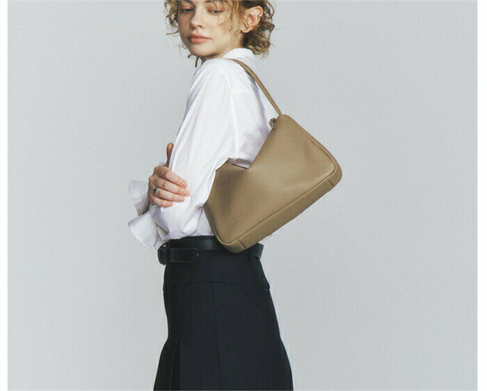 樂天商城 - 【10%OFFクーポン配布中！】本革 ハンドバッグ 小さめ レディース トートバッグ ワンショルダーバッグ 軽い 手提げバッグ 肩掛け レザーバッグ 通勤バッグ フォーマル セレモニー 仕事バッグ 入学式 大人 シンプル カジュアル 軽量 おしゃれ きれいめ 送料無料
