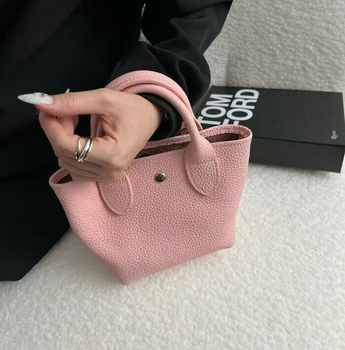 乐天商城 - 本革 ハンドバッグ レディース レザーバッグ 2way ショルダーバッグ 斜め掛け 小さめ 通勤バッグ トートバッグ 配色 大人可愛い ミニトートバッグ 牛革 おしゃれ シンプル カバン 手提げバッグ 軽量 黒 送料無料