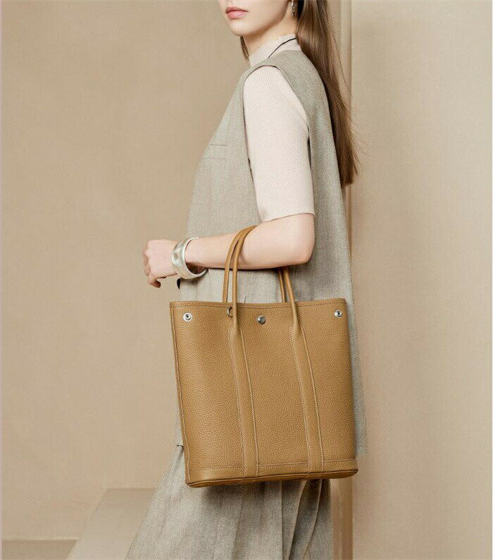 樂天商城 - トートバッグ 本革 バッグ レディース ハンドバッグ 大きめ トートバッグ 本革 バッグ 2way ショルダーバッグ 通勤バッグ フォーマル お仕事バッグ レザー 斜め掛け 肩掛け 本革ショルダーバッグ オフィス ビジネス 高見え 黒 ブラック キャメル 送料無料