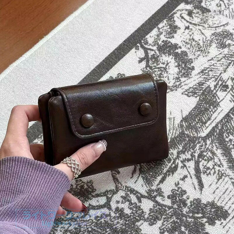 レトロ高級柔らかいモチモチとした柔らかいバッグ小さな目の財布の短い財布のジッパーの暗い線のゼロ財布のカードバッグの女性