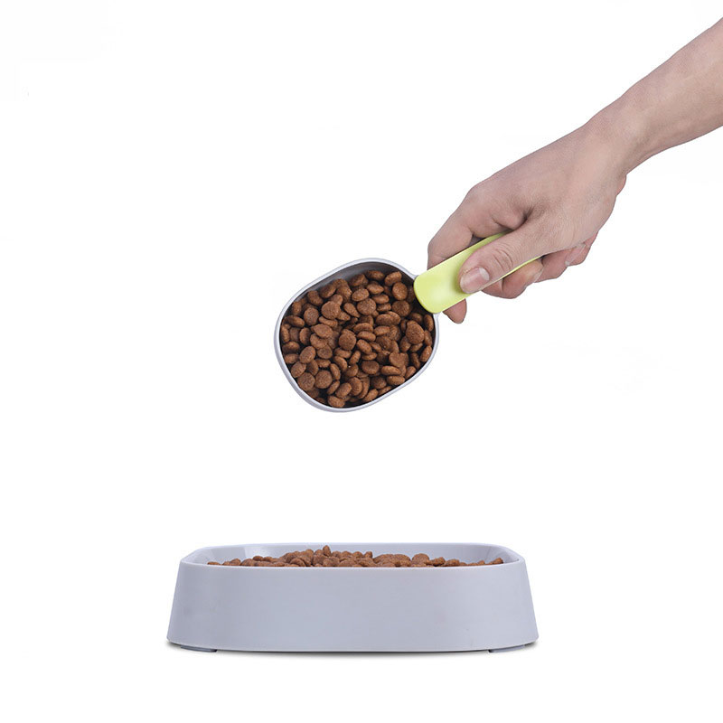 ペットスプーン 猫の餌用スプーン リップ付き ペット用 給餌 犬 猫 供給ペット用品 容器 ペット用給餌スプーン 5色選択 2