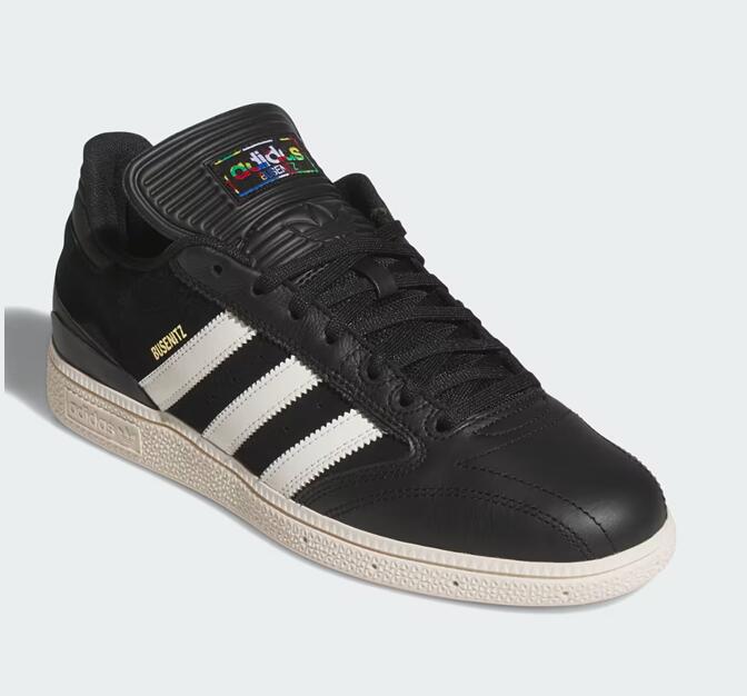 Rakuten - 【adidas skateboarding 】Dennis Busenitz,ブセニッツ 　HQ4708 Core Black / Chalk White / Gold Metallic　日本国内正規品