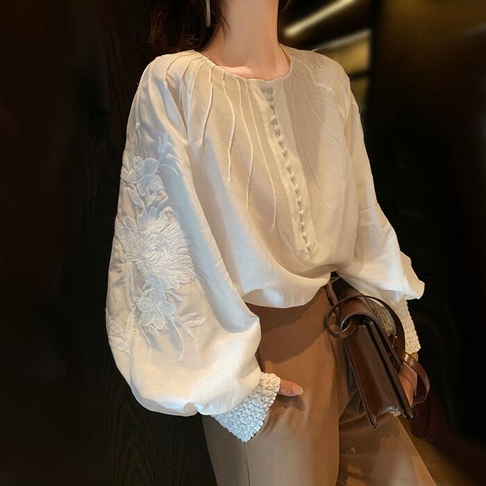 パフスリーブ トップス シャツ ブラウス 刺繍 レディース エレガント きれいめ カジュアル プルオーバー おしゃれ 長袖 大人 可愛い フェミニン 体型カバー...