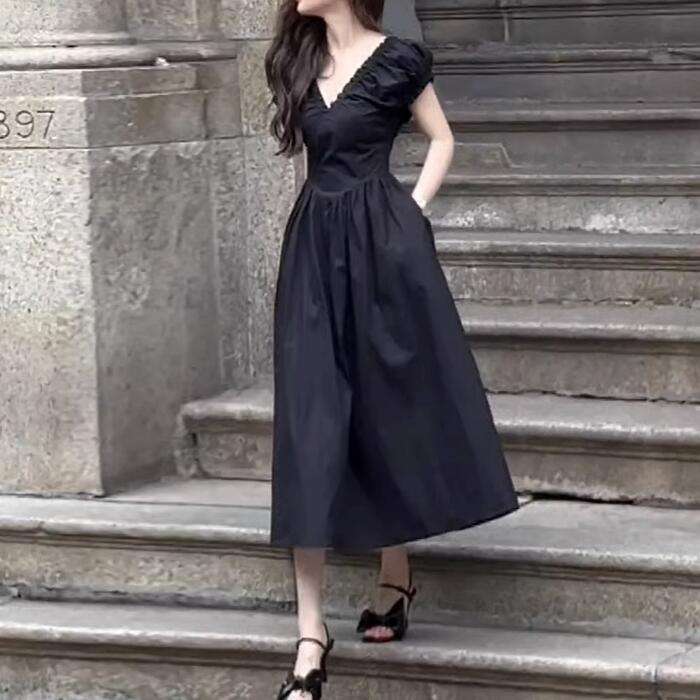 ワンピース ワンピ ドレス レディース きれいめ カジュアル 半袖 大人 可愛い Aライン ミモレ丈 Vネック 切り替え 上品 オケージョン お呼ばれ シンプル 体型カバー ハイウエスト ブラック 黒 春 秋 夏 20代 30代 40代 50代