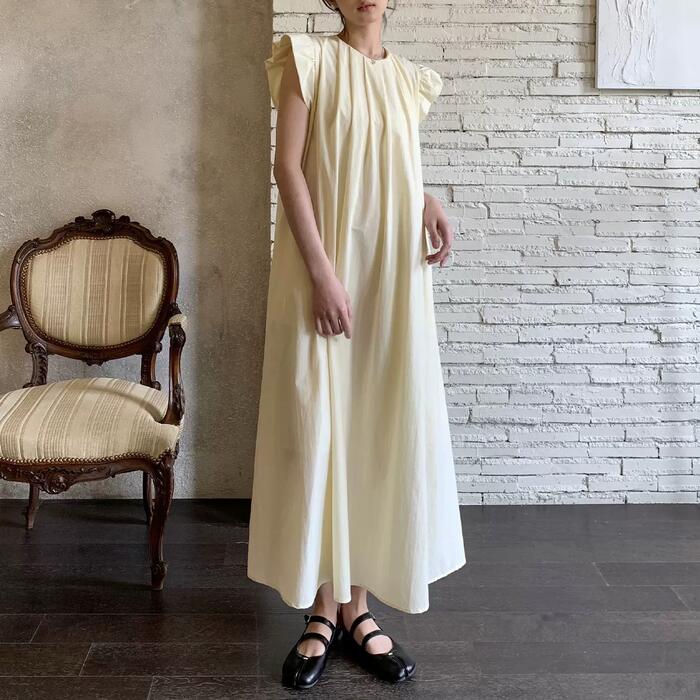 ワンピース ワンピ ドレス レディース きれいめ カジュアル フリル 大人 可愛い フェミニン Aライン ロング丈 タック ゆったり 体型カバー Aライン シンプル ナチュラル リゾート リラックス 楽ちん ベージュ 春 秋 夏 20代 30代 40代 50代