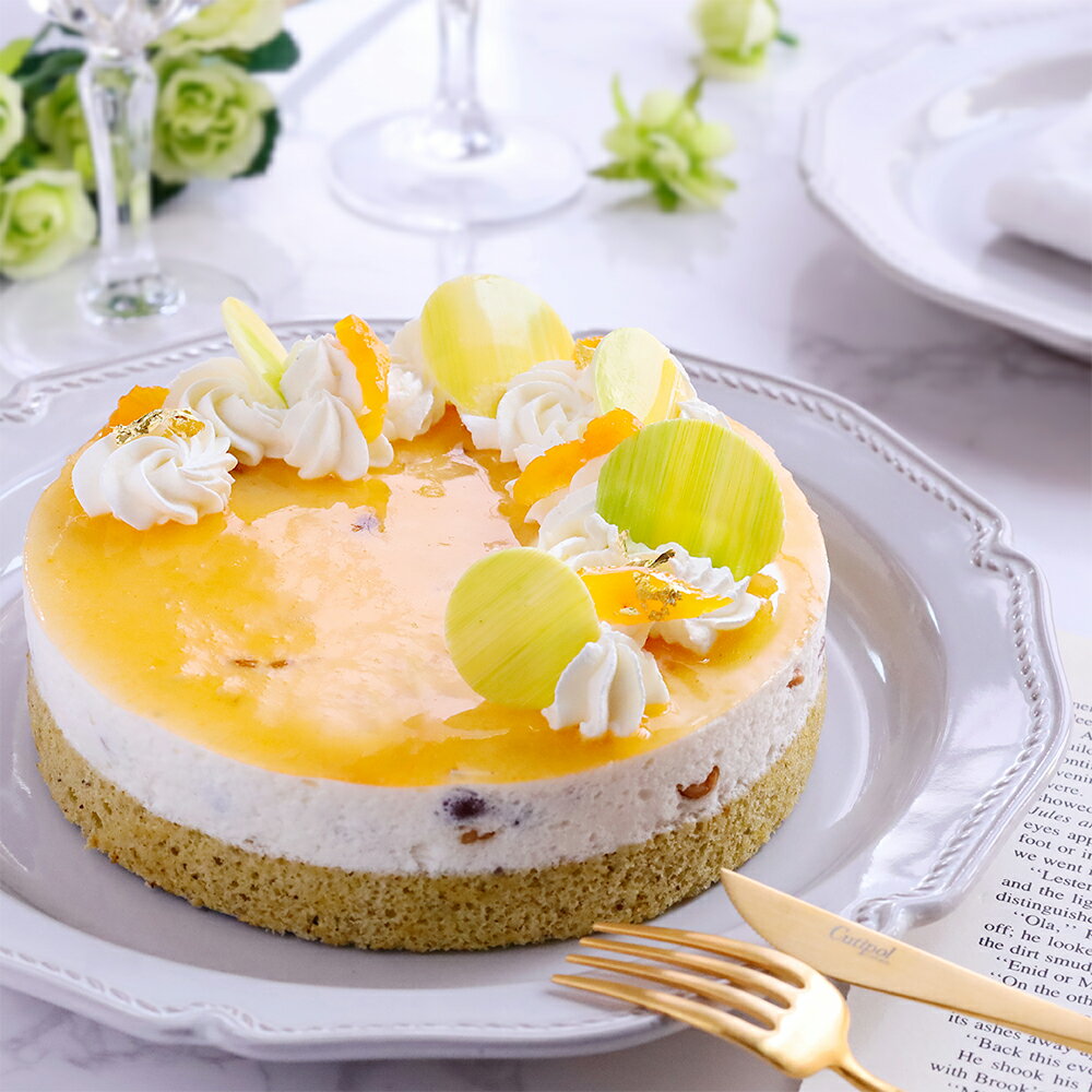 父の日ギフトやプレゼントはもちろん様々な利用シーンに喜ばれる 南仏の特産であるナッツや杏 柑橘をふんだんに使ったアントルメ スブニール ケーキ 5号 冷凍ケーキ 美味しい ご褒美スイーツ お取り寄せスイーツ 贈り物 おしゃれ ギフト 柑橘 インスタ映え 77 Off