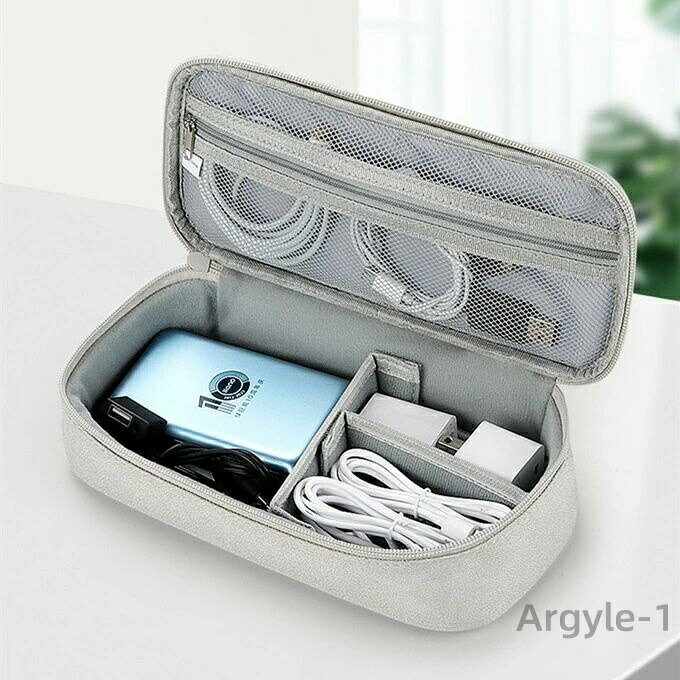 【送料無料】ガジェットポーチ 大きめ ポーチ コード ケーブル スマホ 充電コード 充電器 小物収納 薬 コスメ 文房具 撥水 クッション likey-online-10013313 雑貨専門店ライキー 楽天市場店 サンプル画像3