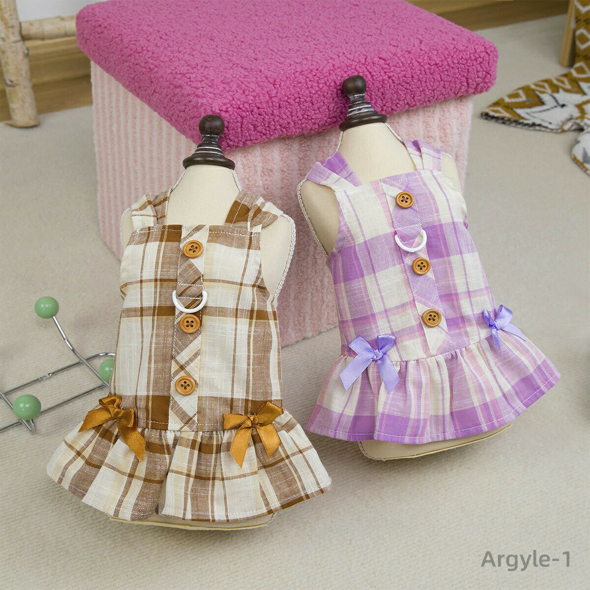 【送料無料】犬服 ワンピース 可愛い Dカン付き 綿製 春服 夏服 袖なし ノースリーブ ウエアハーネス 小型犬 女の子 チェック柄 リボン付き