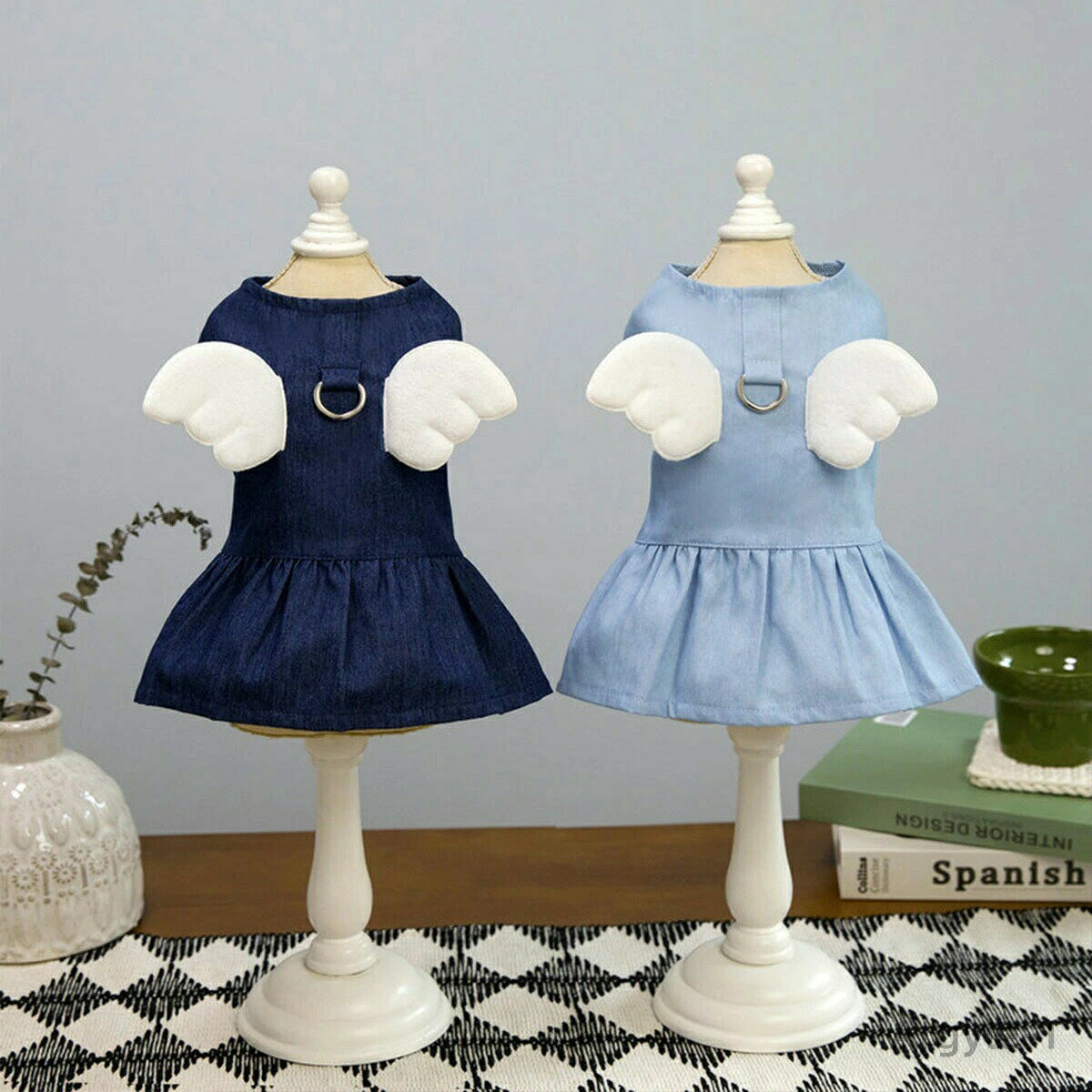 【送料無料】ドッグウェア デニムワンピ ワンピース 犬服 前開き 女の子 翼付き デニム 犬 服 春服 夏服 可愛い Dカン付き 腹開き 犬の服