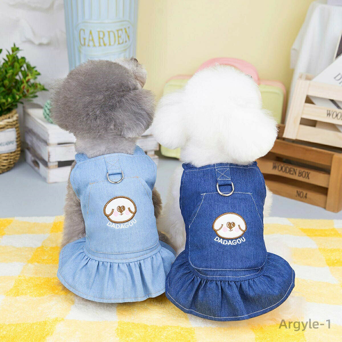 【送料無料】犬服 春夏 ワンピース デニム 小型犬 ウェアハーネス 女の子 デニムワンピース おしゃれ かわいい 人気 可愛い お揃い ウェア