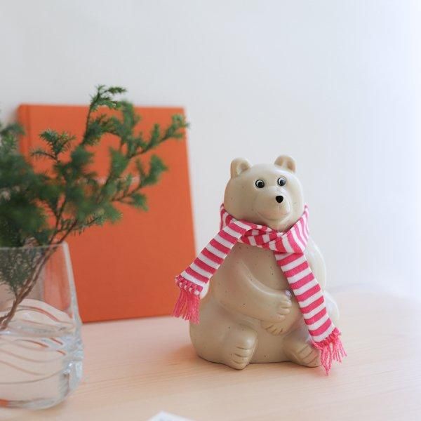 乐天商城 - ピンクマフラー付き しろくま貯金箱 Polar Bear ポーラーベアー Money box PLASTEP プラステップ 2024年 Palaset 北欧雑貨 フィンランド