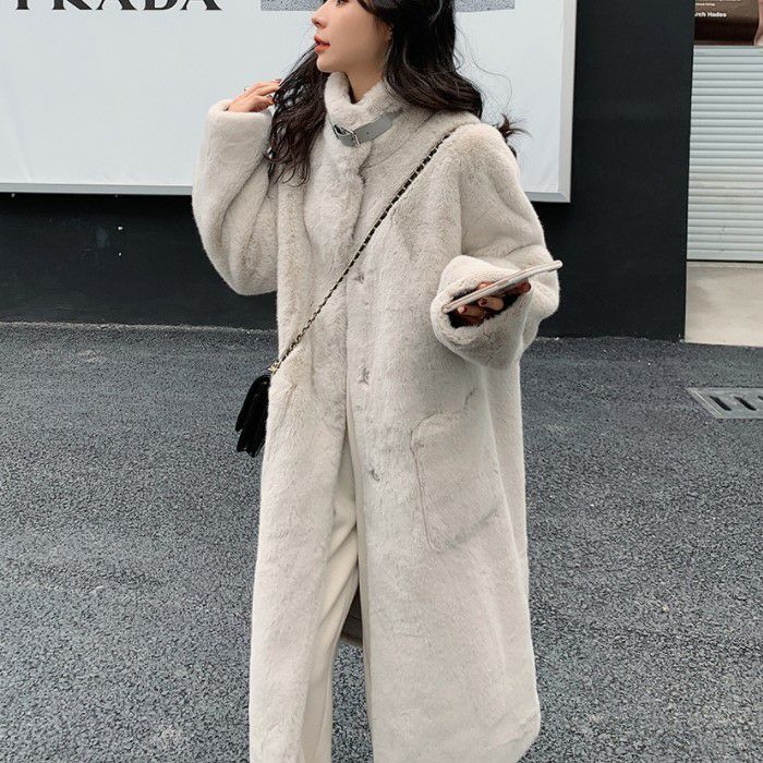 【送料無料】エコファー スタンドカラー ロングコート レディース アウター コート 2022 秋冬 秋 冬 ロング コート ロング ミドル丈 膝丈 長袖 エコ ファー フェイクファー フェイク ファー ベルト ゴージャス 華やか ふわふわ 柔らか カジュアル かわいい きれいめ モードのサムネイル
