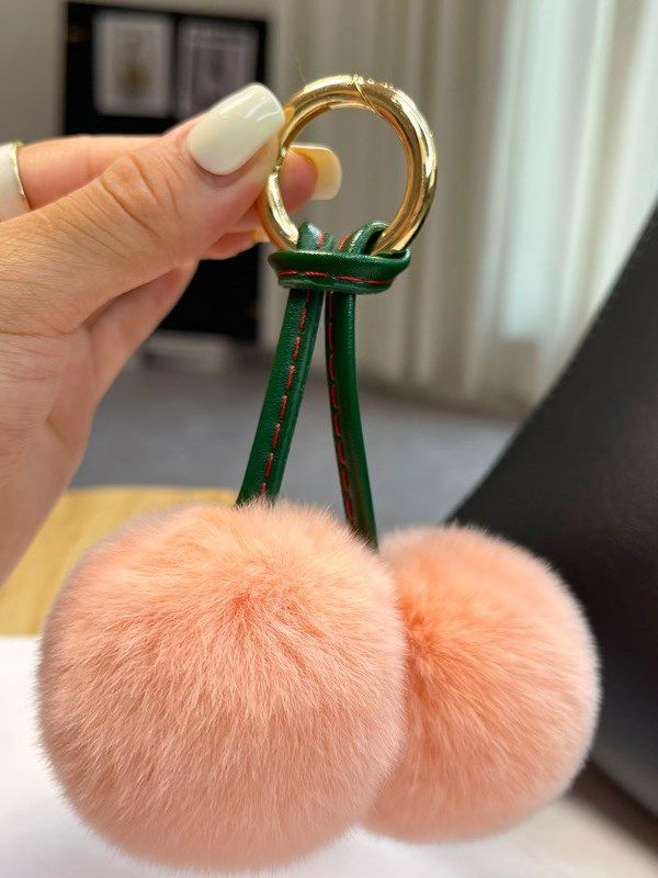 【送料無料】2025 SS 新作 4color ファー さくらんぼ チャームのサムネイル