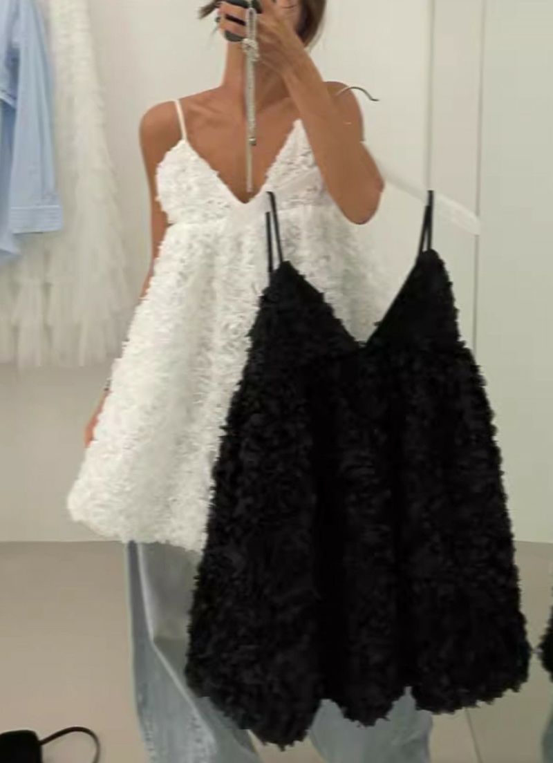 【送料無料】2025 SS 新作 2color Flower petal one-pieceのサムネイル