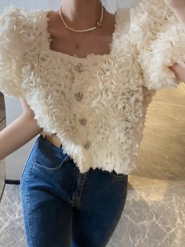 【送料無料】2025 SS 新作 3color 立体フラワー素材 スクエアネック トップスのサムネイル