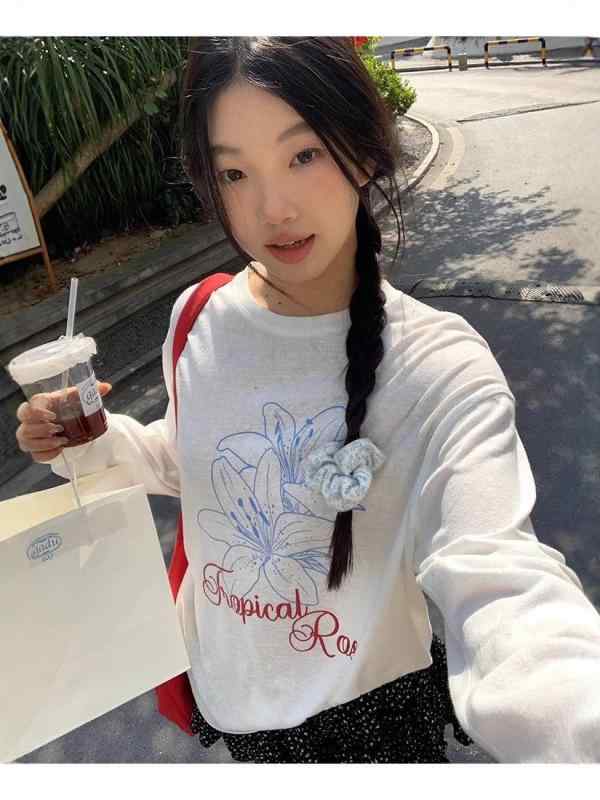 Marine Sports - Tシャツ レディース 長袖 花柄 プリント 夏 春夏 白 麻 素材 アウトドア 普段使い 爽やか かわいい 少女風 韓国風 トップス ルーズ デザイン 感 チック 清新 甘美 ワイド シルエット 普通 丈 丸首 セットイン 袖 花 モチーフ 軽量 伸縮性