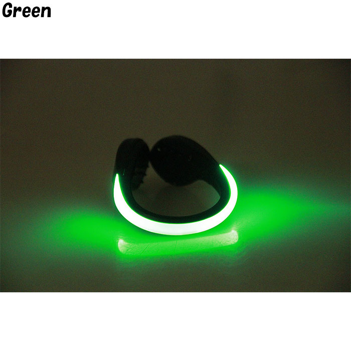 【5％OFFクーポン】シューズ用クリップ型ライト ライト シュークリッパー LED 光る スニーカー シューズ セーフティーライト ジョギング ランニング リフレクター 事故防止 夜間 ジョギング ハロウィン おもちゃ 雑貨