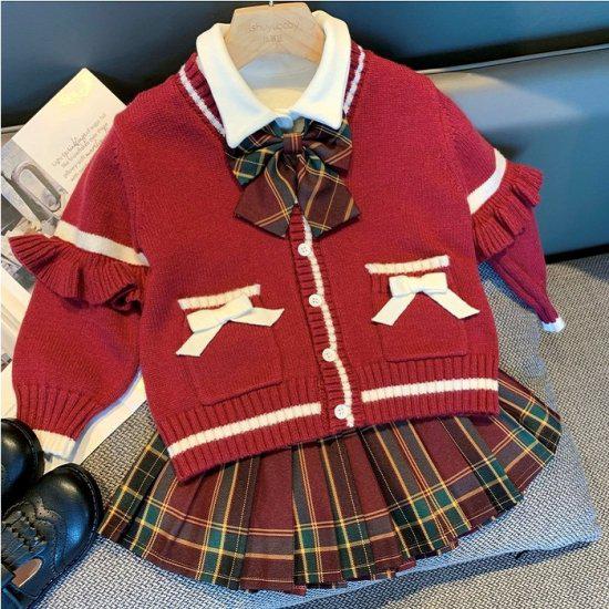 【取寄】カーディガン スカート シャツ ブラウス キッズ ジュニア 子供 セットアップ キッズウェア 子供服 3点セット 上下セット ベビー服 ガールズ 女の子 トップス ボトムス リボン チェック柄 かわいい 80-140 長袖 フォーマル 入園式 卒園式 レッド フリル お揃いコーデ