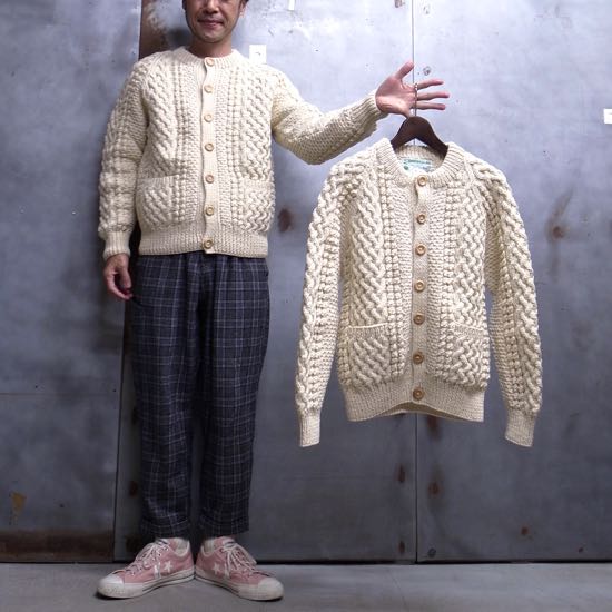 【 INVERALLAN / インバーアラン 】 4A Golfer Cardigan / 襟なし クルー カーディガン ［ NATURAL / ナチュラル ］ アラン セーター フィッシャーマンズ セーター 【並行輸入品】 ※【返品交換対象外商品】※【お支払いはクレジット決済のみ】