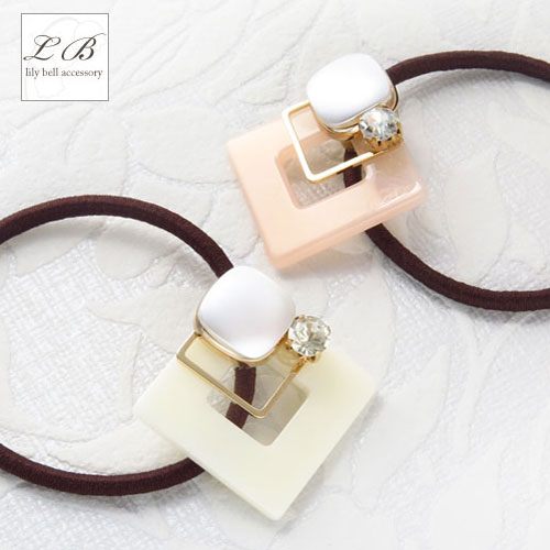 ヘアゴム/優しさあふれるペールトーンカラー四角トリプルスクエア＆キラキラビジューヘアゴム ヘアアクセサリー 髪飾り ヘアポニー まとめ髪 ヘアアレンジ レディース ポニーテール 小物アクセサリーのサムネイル