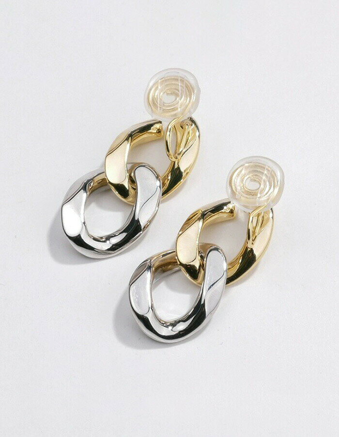 Shesのイヤークリップ ダブルリング ゴールドxシルバー イヤリング ノンホールピアス シルバー ゴールド アクセサリー 飾り 女性用 カジュアル ストリート系 モード系 Shes｜アングル3