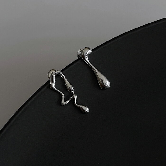 【 abstract ピアス 液体 シルバー925 】幾何学 クール ミニマル イヤリング 可愛い アクセサリー おし..