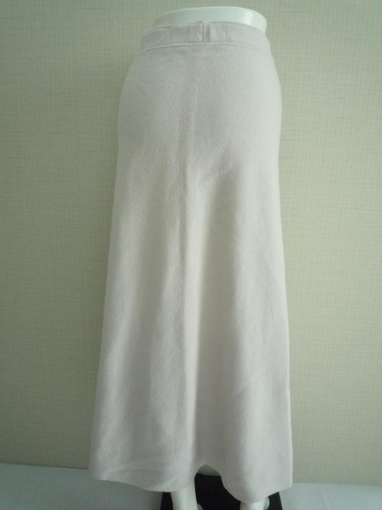 【中古】23区 カシミヤ混ロングニットスカート 《★★★★ 数回使用もしくは未使用に近い》 23区 スカート ニットスカート ロングスカート カシミヤ 美品 秋冬 lincrowd-10000032 ブランドリユース・リンクラウド サンプル画像2