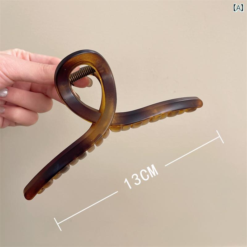 シンプル 韓国 大きな サメ クリップ 女性 豪華 ヘアピン 後頭部 髪のボリューム 掴む 2025 アップスタ..