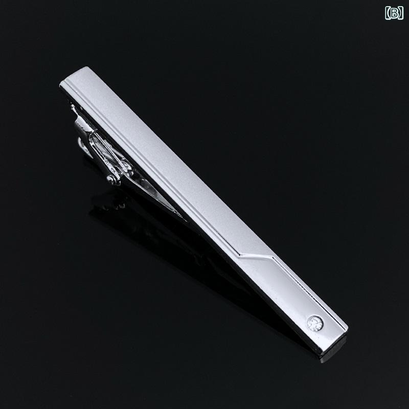 ネクタイピン メンズ 男性用 シルバー シルバー スーツ フォーマル ビジネス 平頭型 幾何学模様 電気メッキ加工 鉄製(x2)