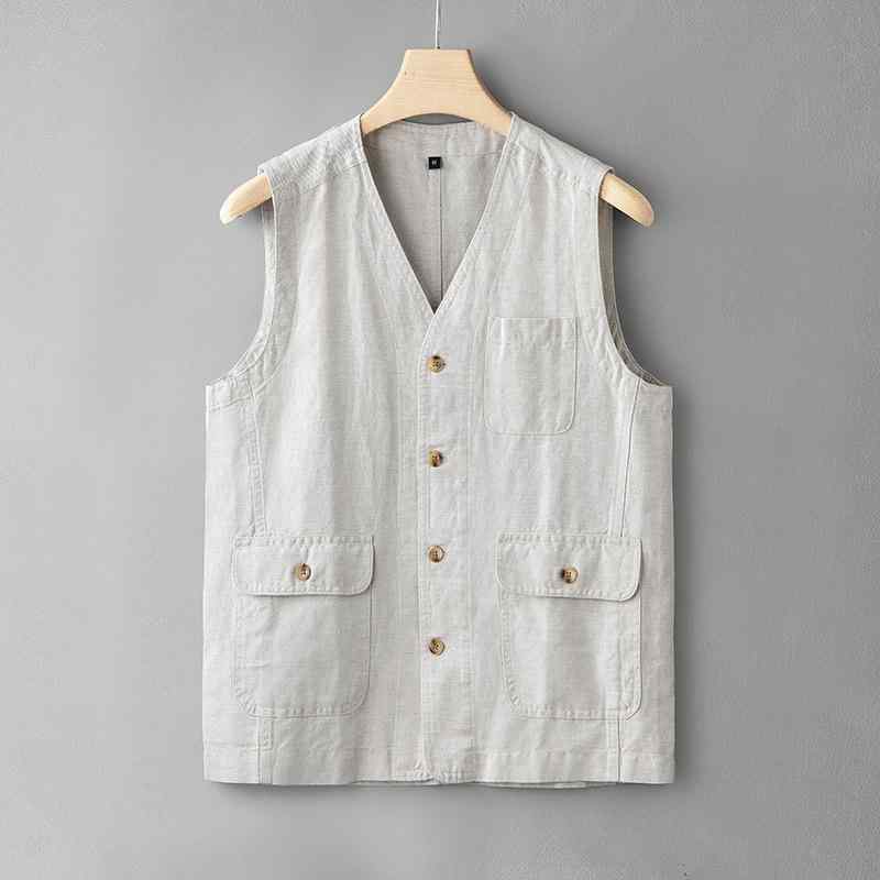 ベスト 男性用 麻混 ゆったり Vネック ノースリーブ トップス カジュアル 日系 アースカラー M L XL 2XL 3XL 春秋・カテゴリ: ベスト.綿ベスト.裏起毛ベスト.ワークベスト・スタイル: 日本のレトロ.カジュアル・対象: メンズ・フィット: ゆったり・襟の形: Vネック・前立て: シングルブレスト・フード: フードなし・・柄: 斜めストライプ・素材: 麻綿・メイン素材: リネン52%・裏地: リネン・シーン: カジュアル・ディテール: マルチポケット・ポケット: 立体パッチポケット・裾: ストレート・色: リネン色・サイズ: M.L.XL.2XL.3XL・対象年齢: 成人