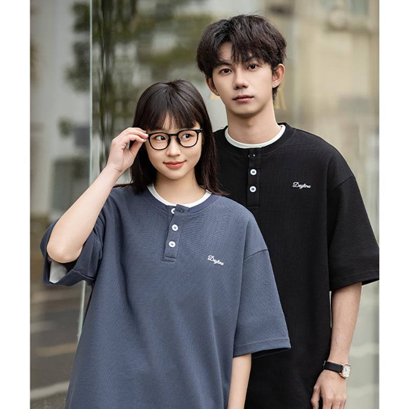 Tシャツ メンズ 半袖 ワッフル ヘンリーネック 刺繡 ロゴ ポリエステル混紡 ゆったり トップス カジュアル 春夏 ブラック グレー ブラウン ブルー