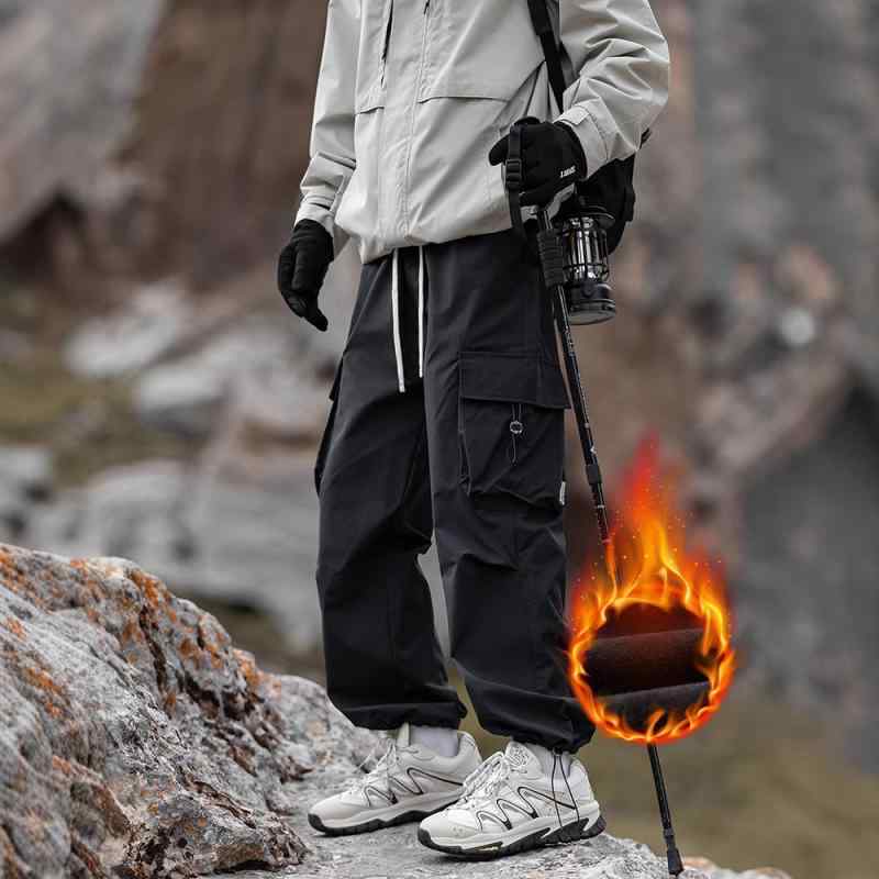 カーゴパンツ メンズ 男性用 裏起毛 秋冬 アウトドア ワークパンツ ズボン 撥水 防風 多ポケット ゆったり ストレート 黒 ブラック系