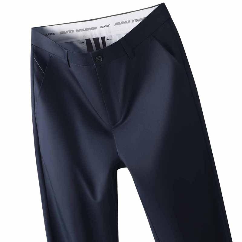 カジュアルパンツ メンズ 男性用 桑絹 ストレッチ ストレート 薄手 イージーケア シワになりにくい スラックス ミドルエイジ 普段使い ビジネス サマー カーキ ネイビー グレー ブラック・スタイル: 軽熟.カジュアル・対象: ビジネス.紳士（35歳以上）..成人・パンツ丈: フルレングス・パンツ型: ストレート・ウエスト: ミドルウエスト・ベルト: なし・フロント: ジッパーフライ・厚さ: 薄手・柄: 無地・フィット: 普通・生地: 伸縮性生地・素材: モーダル・主素材: 桑蚕糸 約3.2%・シーン: カジュアル・裾: ストレート・ディテール: ジッパー装飾・伸縮性: 中・色: カーキ.ネイビー.グレー.ブラック・サイズ: 29.30.31.32.33.34.35.36.38.40・カテゴリ: ビジネス.カジュアルパンツ・機能: 通気性.イージーケア・性別: 男性・商品カテゴリ: カジュアルパンツ