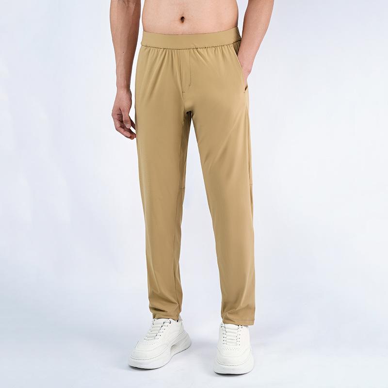 パンツ メンズ 接触冷感 伸縮性 ストレート ズボン 男性用 スポーツ カジュアル イージーパンツ 黒 ブラック系・カテゴリ: カジュアルパンツ・スタイル: 軽熟.カジュアル・対象: 24～35歳の都市生活者.若者.成人.男性・デザイン: 無地.ポケット装飾・パンツタイプ: ストレート・パンツ丈: 長ズボン・ウエスト: ミドルウエスト・ベルト: なし・フロント: 紐・・伸縮性: 高・主な素材: ナイロン76%・シーン: 日常・加工技術: ニット・機能: 通気性.耐摩耗性.吸湿発散性・カラー: ブラック.ブラックブルー.コーヒー・サイズ: M.L.XL.2XL.3XL.4XL.5XL