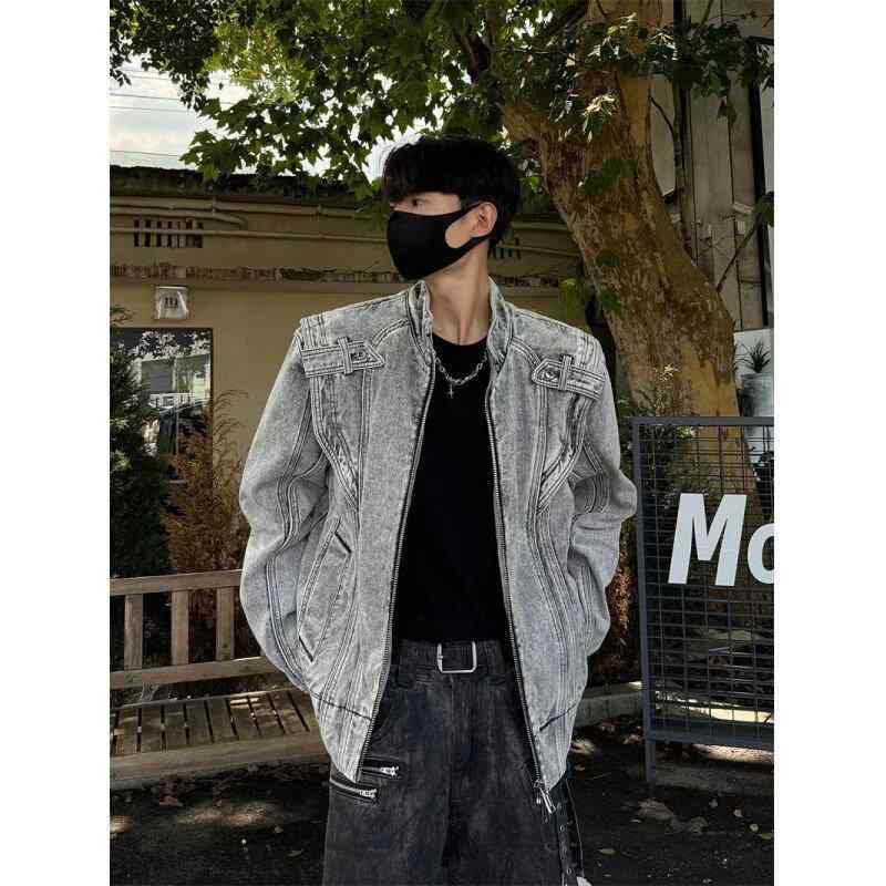 ジャケット メンズ デニム ウォッシュド加工 切り替え 立襟 ブルゾン アウター グレー 春秋 耐摩耗性 カジュアルスタイル・商品カテゴリ: ジャケット・素材機能: 耐摩耗性・スタイル: 韓版・襟型: 立襟・シルエット: 細身・前立て: ファスナー・フード: なし・・柄: -・対象: 青少年・生地: デニム・主な生地の組成: ポリエステル80%・裏地の組成: ポリエステル80%・適用場面: カジュアル・デザイン詳細: 多ポケット・裾のデザイン: 本布裾・着丈: 標準丈・ポケットスタイル: パッチポケット・着方: 羽織り・袖丈: 長袖・色: グレー・サイズ: M, L, XL, 2XL, 3XL・袖のタイプ: 通常袖・対象年齢: 成人・対象性別: 男性
