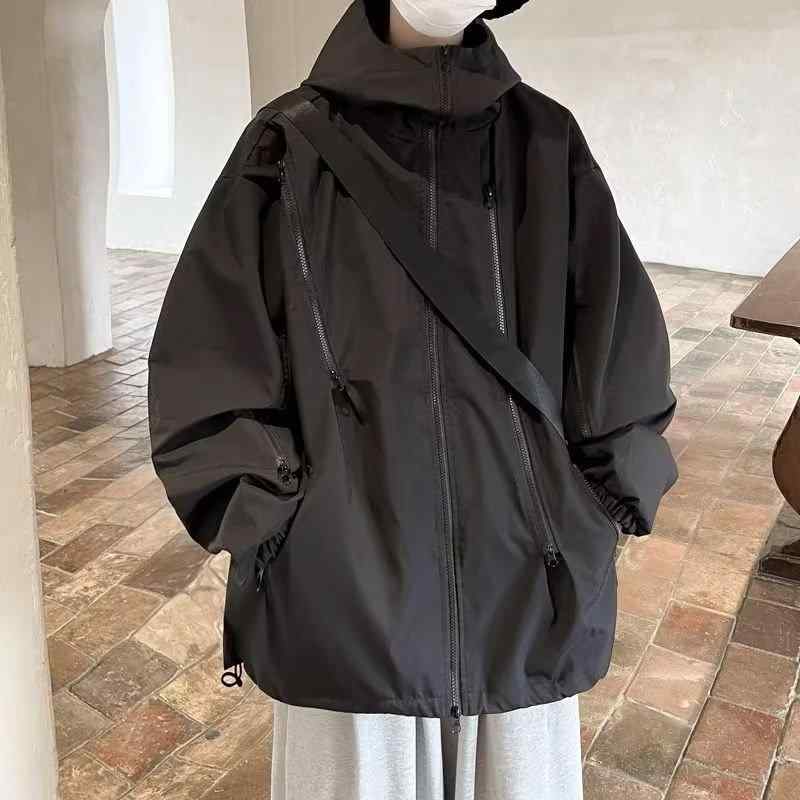 ジャケット メンズ 春秋 薄手 ワークジャケット ブルゾン ジャンパー アウター 男性用 黒 ブラック 無地 立ち襟 ジップアップ 普段使い カジュアル スポーティー・カテゴリ: ジャケット・スタイル: ストリート・対象: 24～35歳・襟の形: スタンドカラー・シルエット: ゆったり・前立て: ジッパー・フード: 有り・・柄: 無地・誤差範囲: 1～3cm・対象年齢: 成人・対象: メンズ・生地: 化学繊維混紡・主素材: ポリエステル・裏地: ポリエステル・適用場面: カジュアル・ディテール: ジッパー装飾・裾のデザイン: ストレート・加工: 防しわ加工・着丈: レギュラー・ポケット: サイドシームポケット・着方: アウター・袖丈: 長袖・色: ブラック・サイズ: M.L.XL.2XL.3XL・袖のタイプ: レギュラー