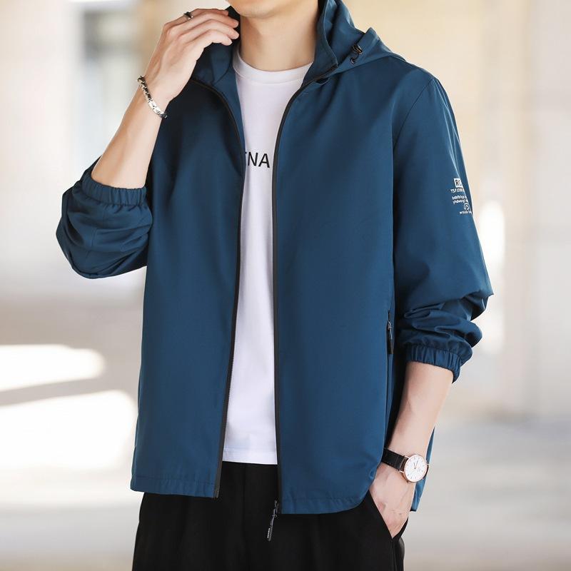 ジャケット メンズ 男性用 春秋 アウター 防風 撥水 フード付き ブルゾン ジャンパー アウトドア カジュアル トップス 羽織り グレー ブラック ブルー ポリエステル・素材機能: 通気.耐摩耗.防風.防引裂き.高染色堅牢度・カテゴリ: ジャケット・スタイル: 都市・襟の形: 襟付き・フィット: レギュラー・前立て: ジッパー・フード: フード付き・・柄: 無地・対象: 若者・生地: 化学繊維混紡・主な生地成分: ポリエステル・裏地: ポリエステル・適用場面: カジュアル・ディテール: プリント・裾: ストレート・加工: 染色・着丈: 標準・ポケット: ジッパー付き・着方: アウター・袖丈: 長袖・色: グレー.ブラック.ブルー.グレー(裏起毛).ブラック(裏起毛).ブルー(裏起毛)・サイズ: M.L.XL.XXL.XXXL.XXXXL.5XL・袖のタイプ: レギュラー