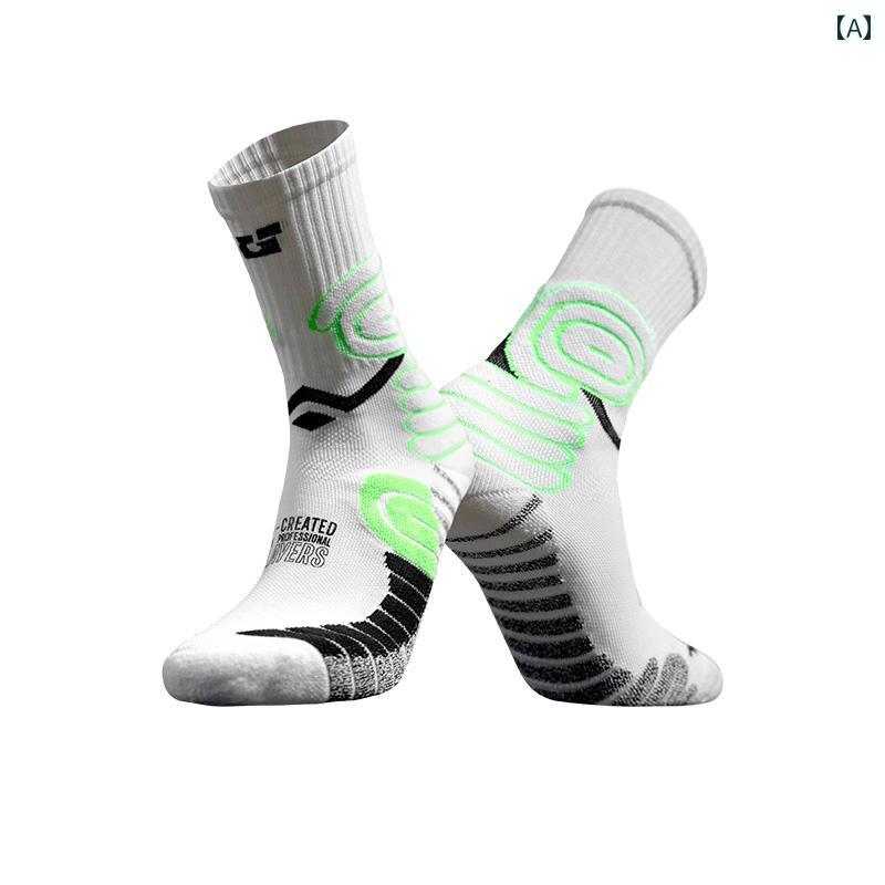 エリート グレードの オフ ボール ランニング ソックス 滑り止め 糸とで 作られており 快適 フィット 感と 汗 発散 させる フットボール